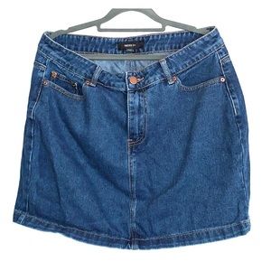 Forever 21 Blue Denim Skirt Size 12
